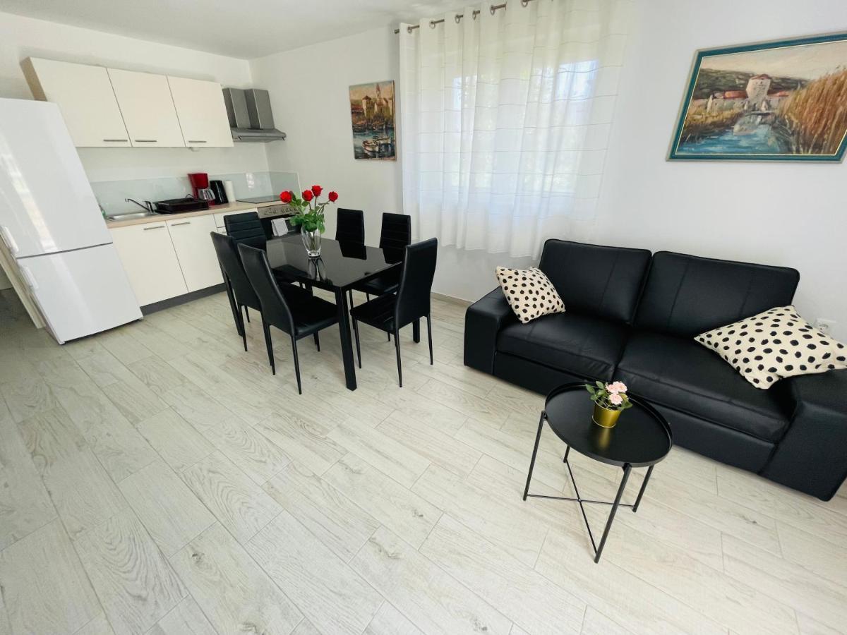 Apartment Paulina Trogir Kültér fotó